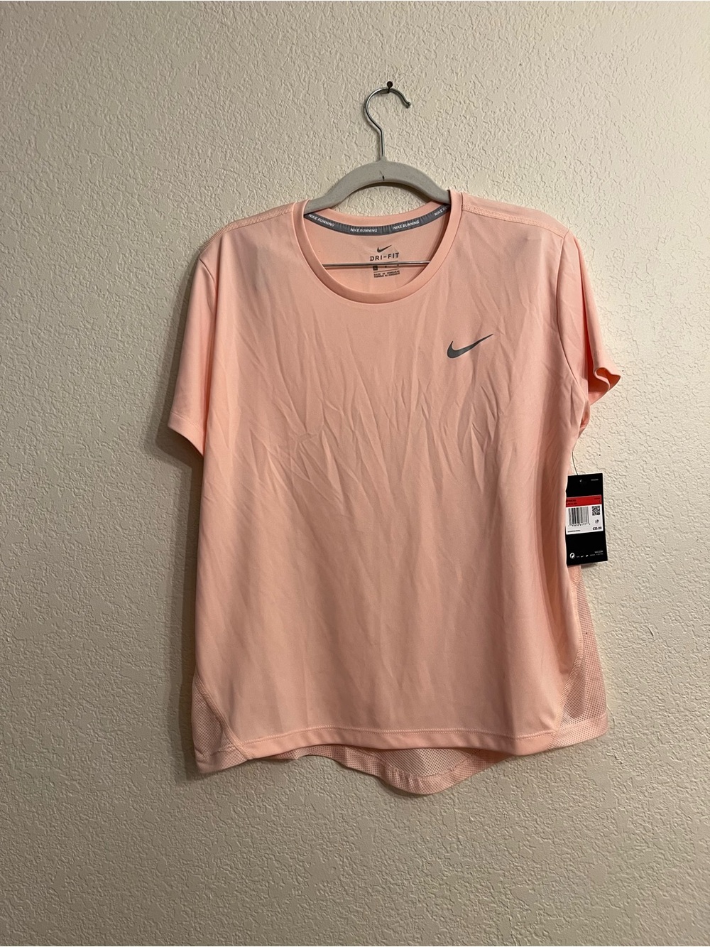Nike Women's Light Peach Short Sleeve Athletic Tee